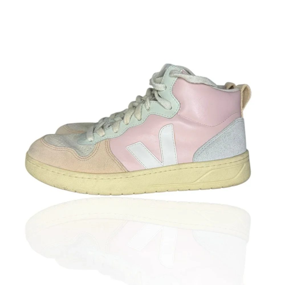 Veja V-15 Leather Petale Sneakers Size 8 / 39 EUR Womens White Multi Shoes Suede